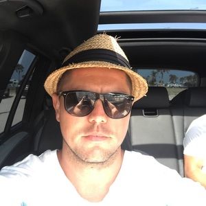 Meet your Posher, Amir